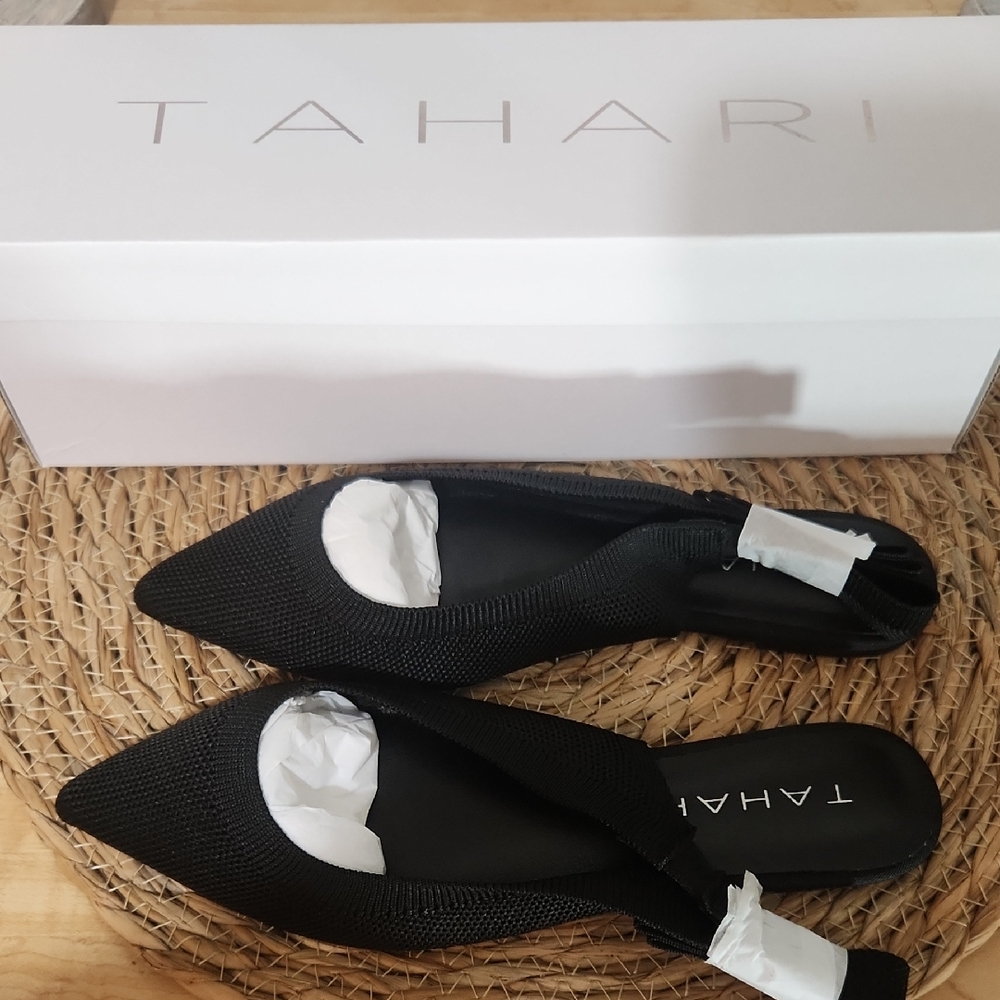 Tahari Black Pointed Flats